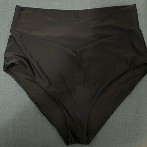 Aerie Black Crossover High-Waist Panties